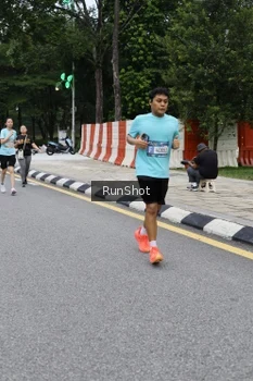 Runner Photo 4299348
