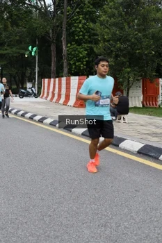 Runner Photo 4299352