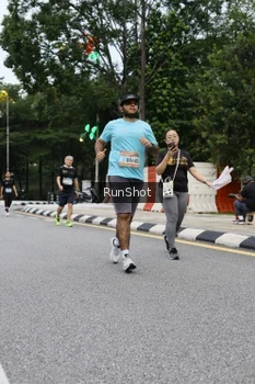 Runner Photo 4299354