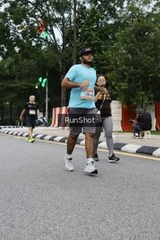 Runner Photo 4299356