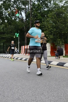Runner Photo 4299357