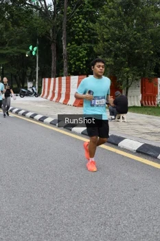 Runner Photo 4299366