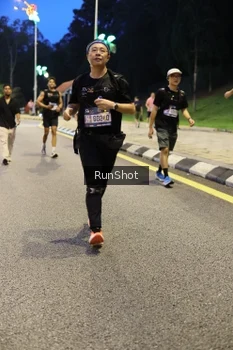 Runner Photo 4299367