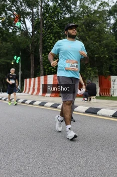 Runner Photo 4299371