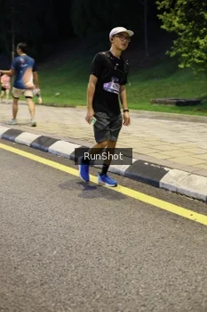 Runner Photo 4299378