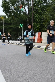 Runner Photo 4299380