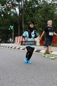 Runner Photo 4299385