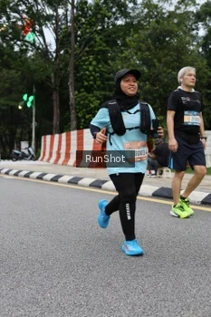 Runner Photo 4299387