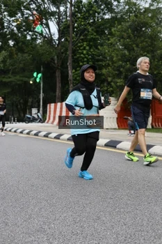 Runner Photo 4299389