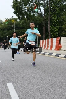 Runner Photo 4299393