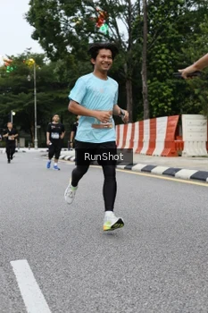 Runner Photo 4299397