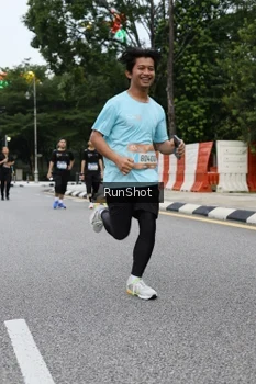 Runner Photo 4299398