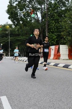 Runner Photo 4299404