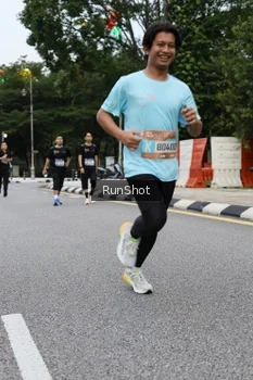 Runner Photo 4299405
