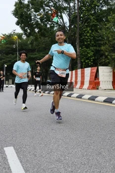 Runner Photo 4299406