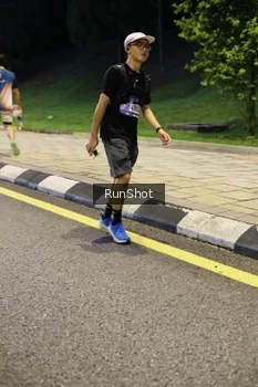 Runner Photo 4299408