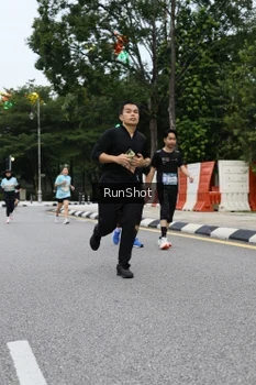Runner Photo 4299409
