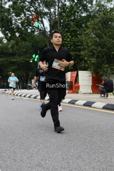 Runner Photo 4299411