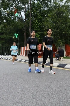 Runner Photo 4299413