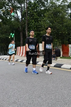 Runner Photo 4299414
