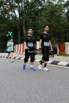Runner Photo 4299416