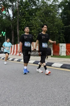Runner Photo 4299420