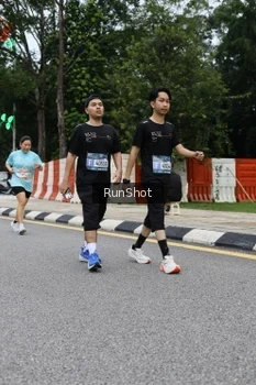 Runner Photo 4299422