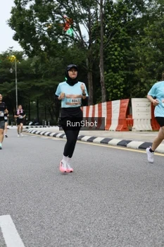 Runner Photo 4299435