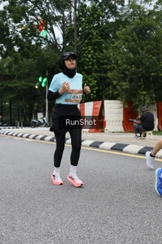 Runner Photo 4299437