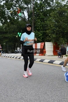 Runner Photo 4299441