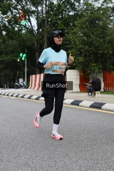 Runner Photo 4299447