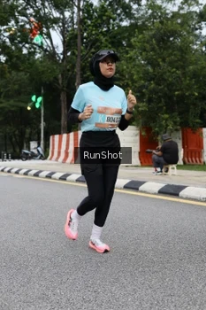 Runner Photo 4299451