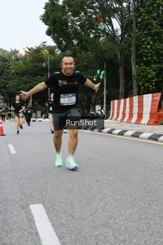 Runner Photo 4299464