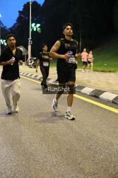 Runner Photo 4299473