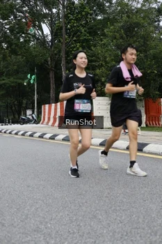 Runner Photo 4299482