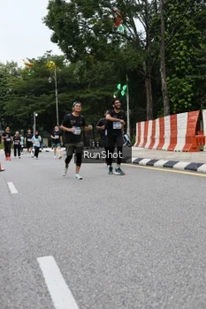 Runner Photo 4299498