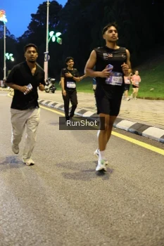 Runner Photo 4299503