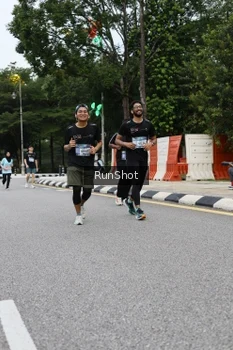 Runner Photo 4299507