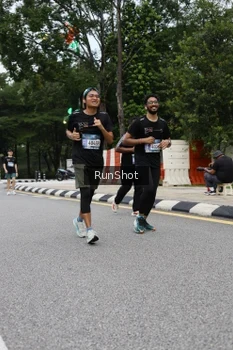 Runner Photo 4299524