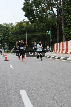 Runner Photo 4299525