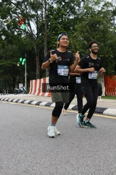 Runner Photo 4299531