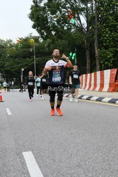Runner Photo 4299566
