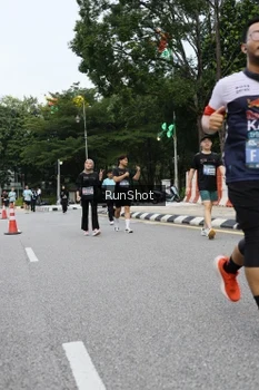 Runner Photo 4299569