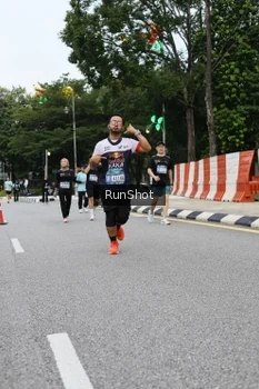 Runner Photo 4299574