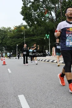 Runner Photo 4299575