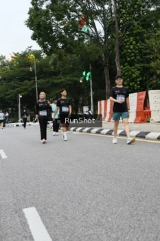Runner Photo 4299587