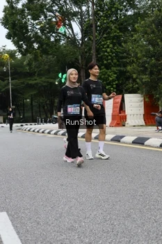 Runner Photo 4299601