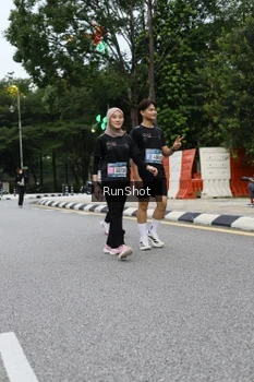 Runner Photo 4299604