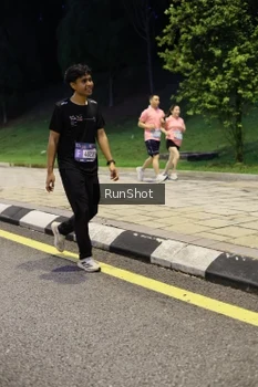 Runner Photo 4299605