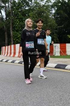 Runner Photo 4299617